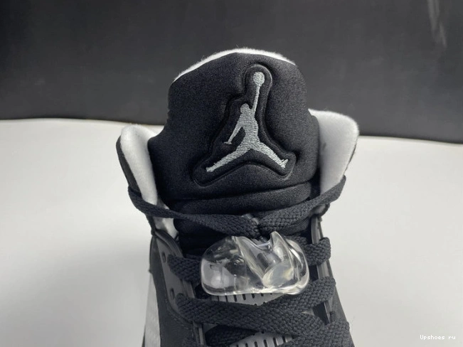 Jordan CT4838-011 5 “Oreo” Air 1127